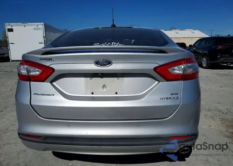 2014 Ford Fusion Se Hybrid z USA, uszkodzony, nr VIN 3FA6P0LU7ER355121